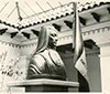 Busto de Sor Juana Inés de la Cruz.